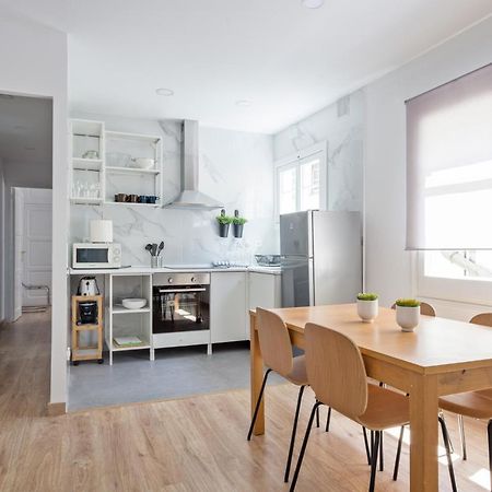 Blau Atic Apartment บาร์เซโลนา ภายนอก รูปภาพ