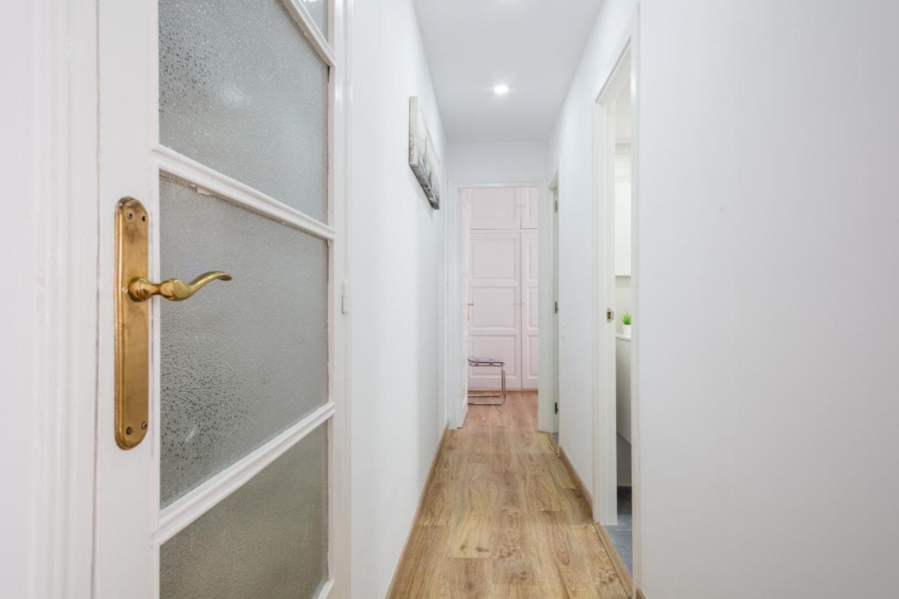 Blau Atic Apartment บาร์เซโลนา ภายนอก รูปภาพ