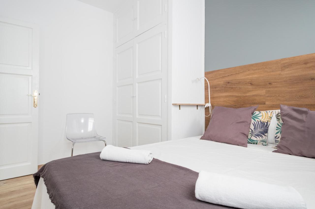 Blau Atic Apartment บาร์เซโลนา ภายนอก รูปภาพ