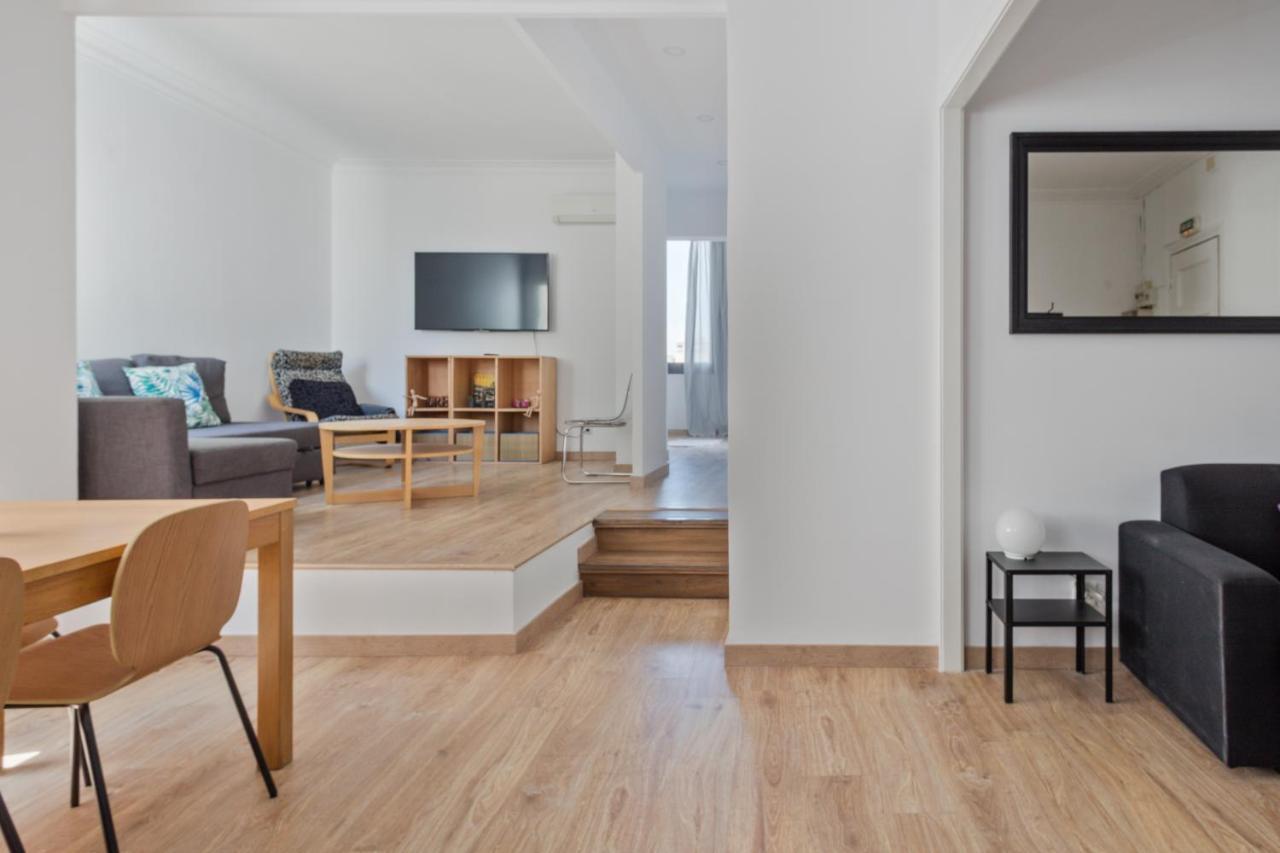 Blau Atic Apartment บาร์เซโลนา ภายนอก รูปภาพ